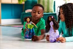 Disney Mirabel Singing Doll – Encanto -Disney 6002059731814 8