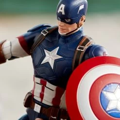 Disney Captain America Talking Action Figure 19 Disney Captain America Talking Action Figure -Disney 6101047624063 6